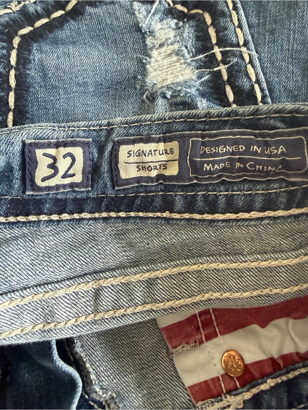 Miss Me Signature American Flag Distressed Denim Shorts Size 32 JP7010H - Picture 7 of 9